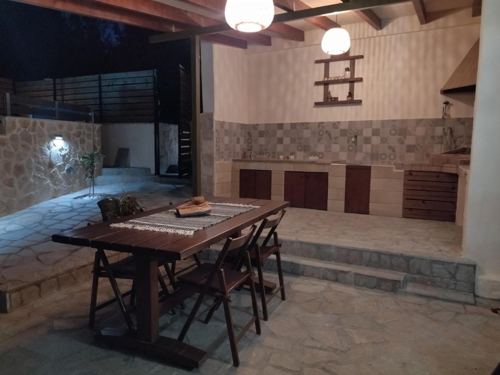Kamara With Private Pool Vakantiehuis