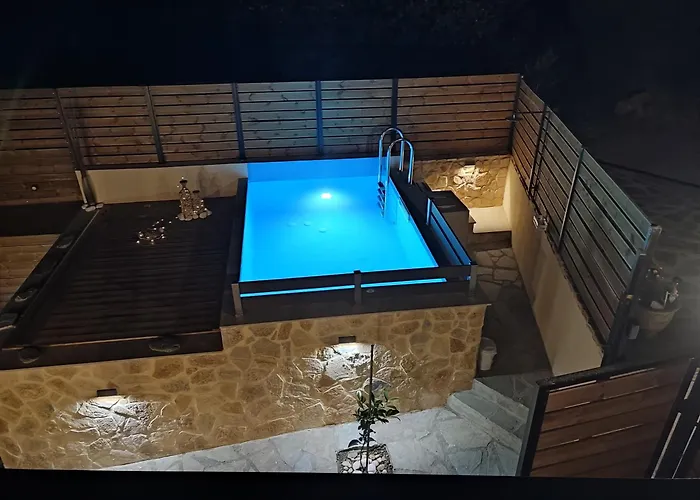 Kamara Village House With Private Pool