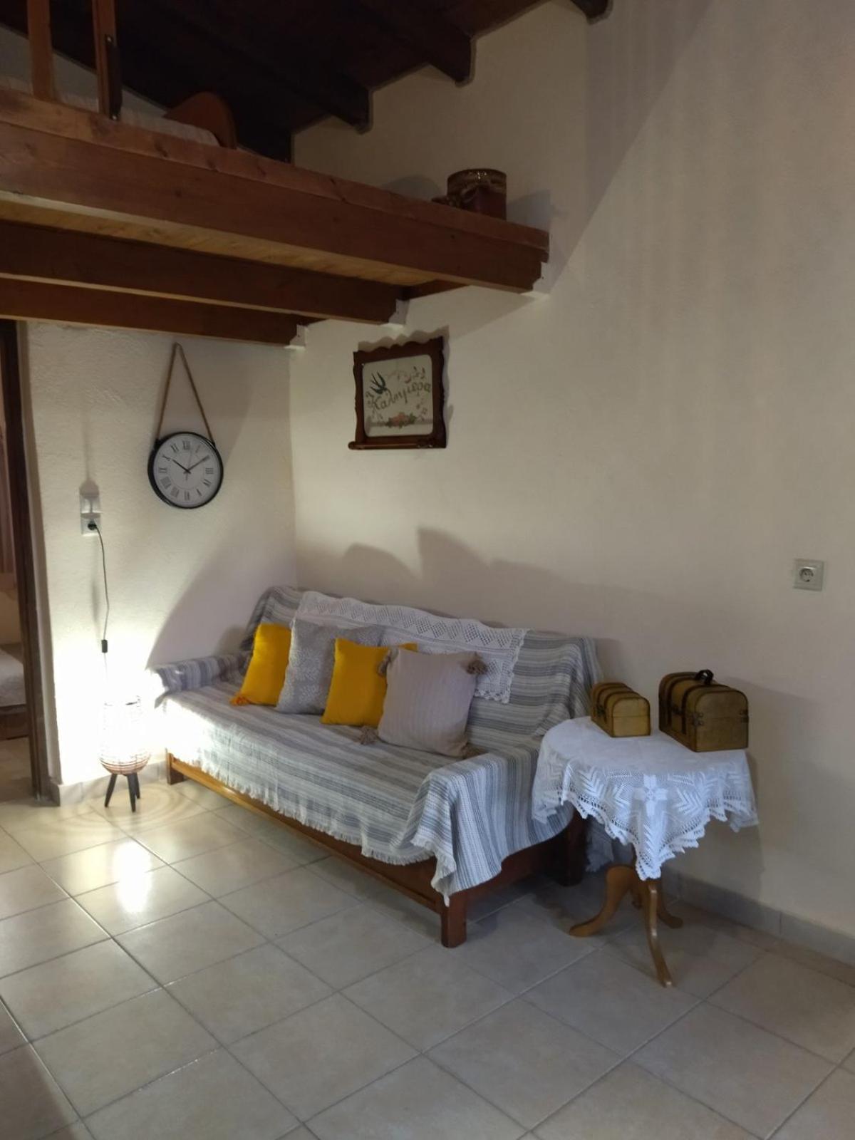 Kamara With Private Pool Ferienhaus