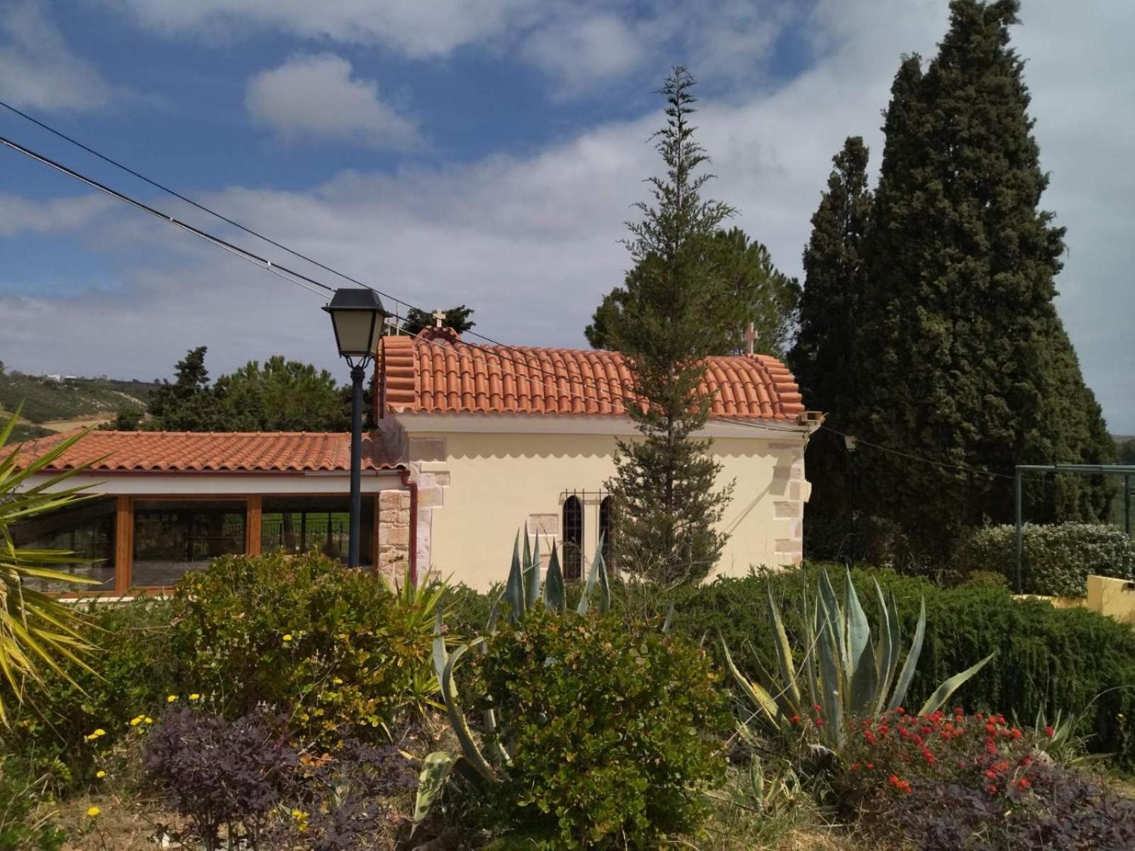 Kamara With Private Pool * Vasilies