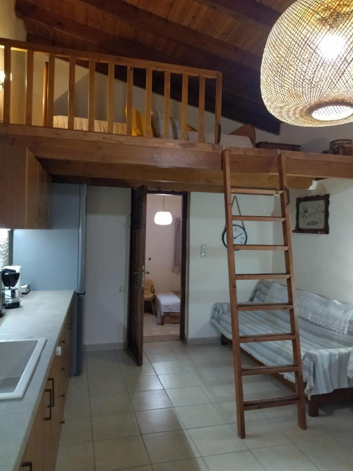 Kamara With Private Pool * Vasilies