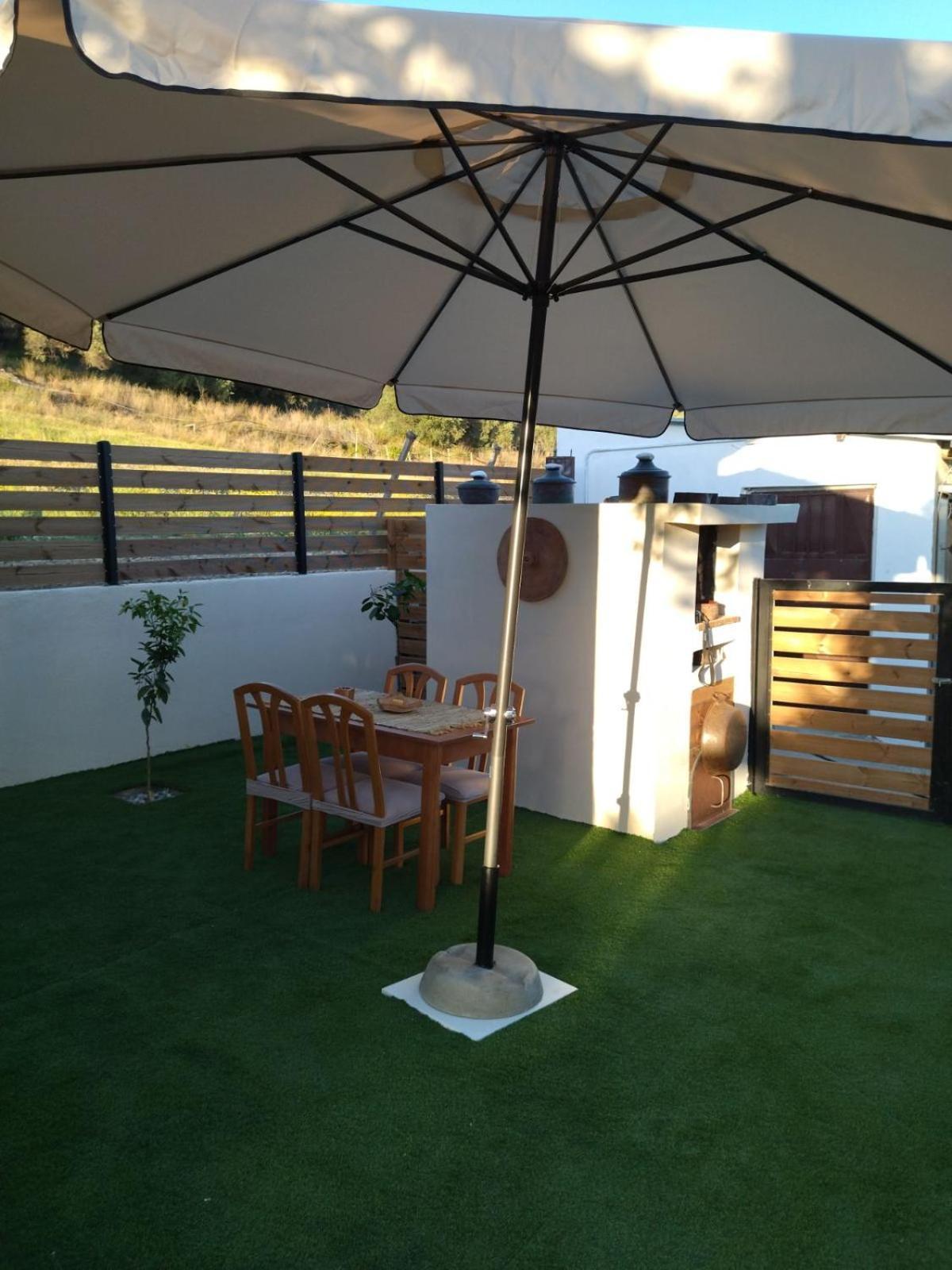 Kamara With Private Pool * Vasilies