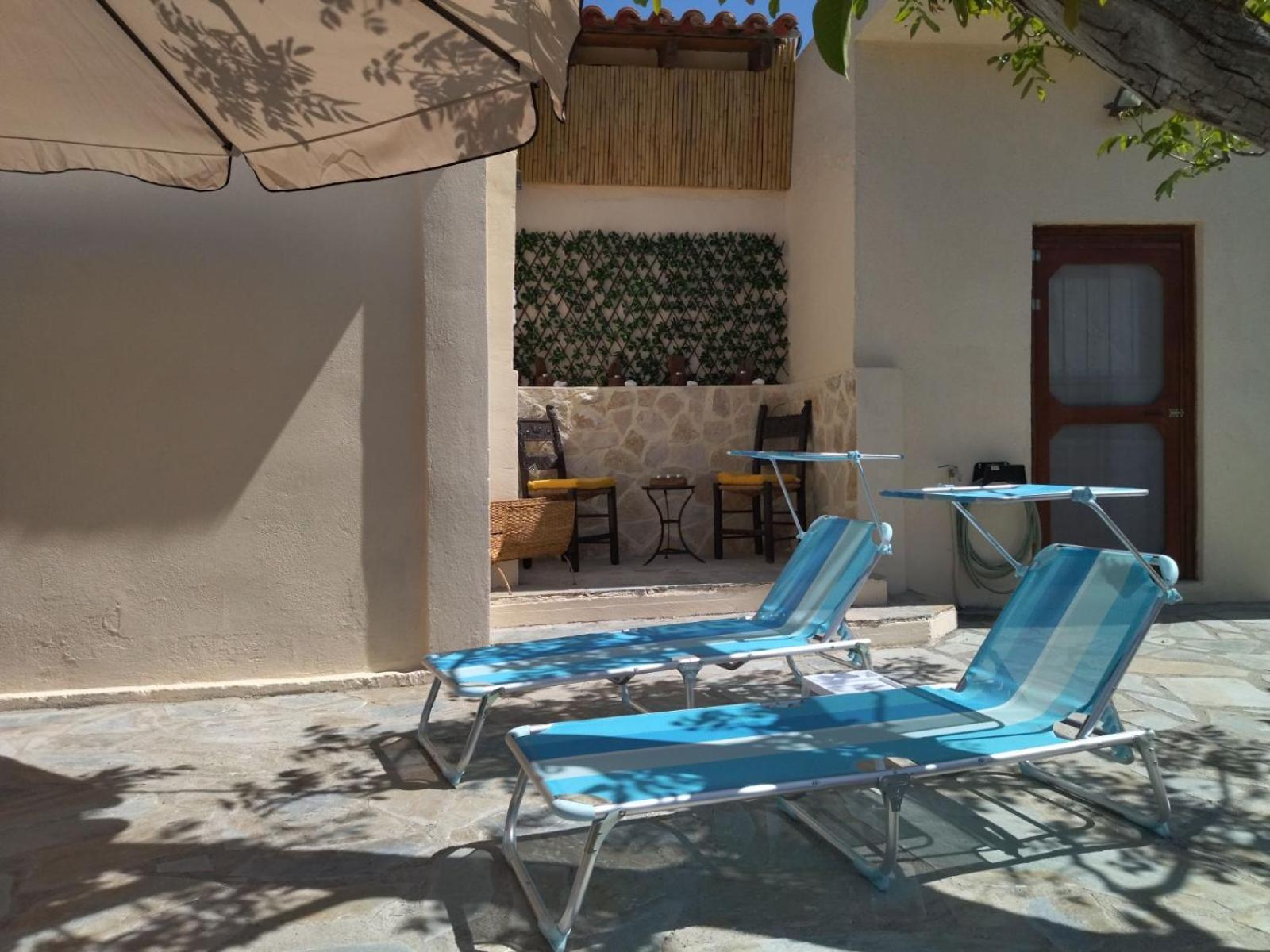 Kamara With Private Pool * Vasilies