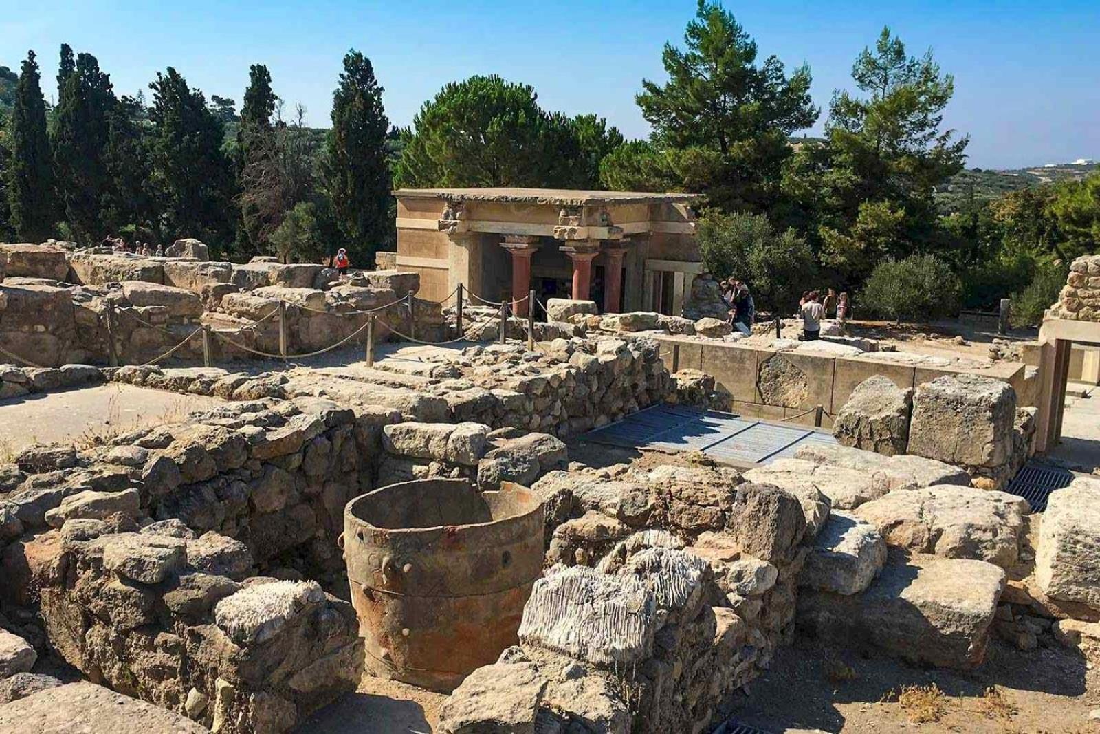 Kamara With Private Pool